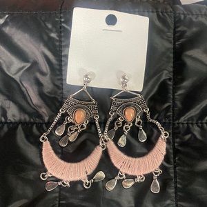 NEW WITH TAGS!Free People Pink Boho Style Chandelier Dangle Earrings Silver Tone